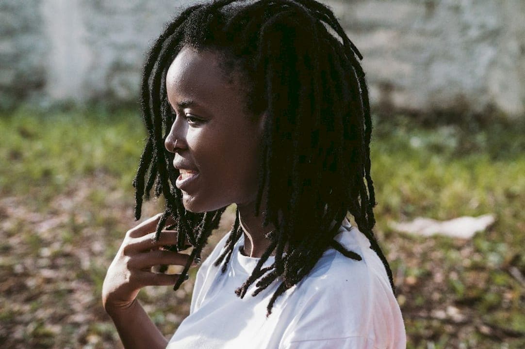 Locs vs Braids: Maintenance Checklist and Virtual Try On